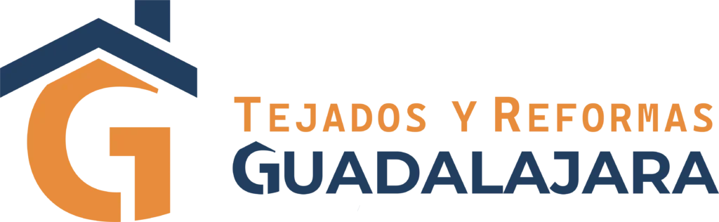Logotipo de Tejados y Reformas Guadalajara con una G naranja y un techo azul, acompañado de texto en colores naranja y azul